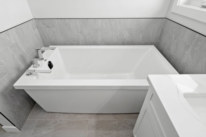 Bathtub Reglazing And Refinishing