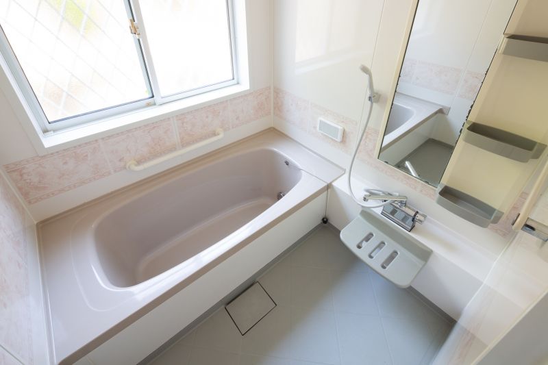 Bathtub Reglazing And Refinishing
